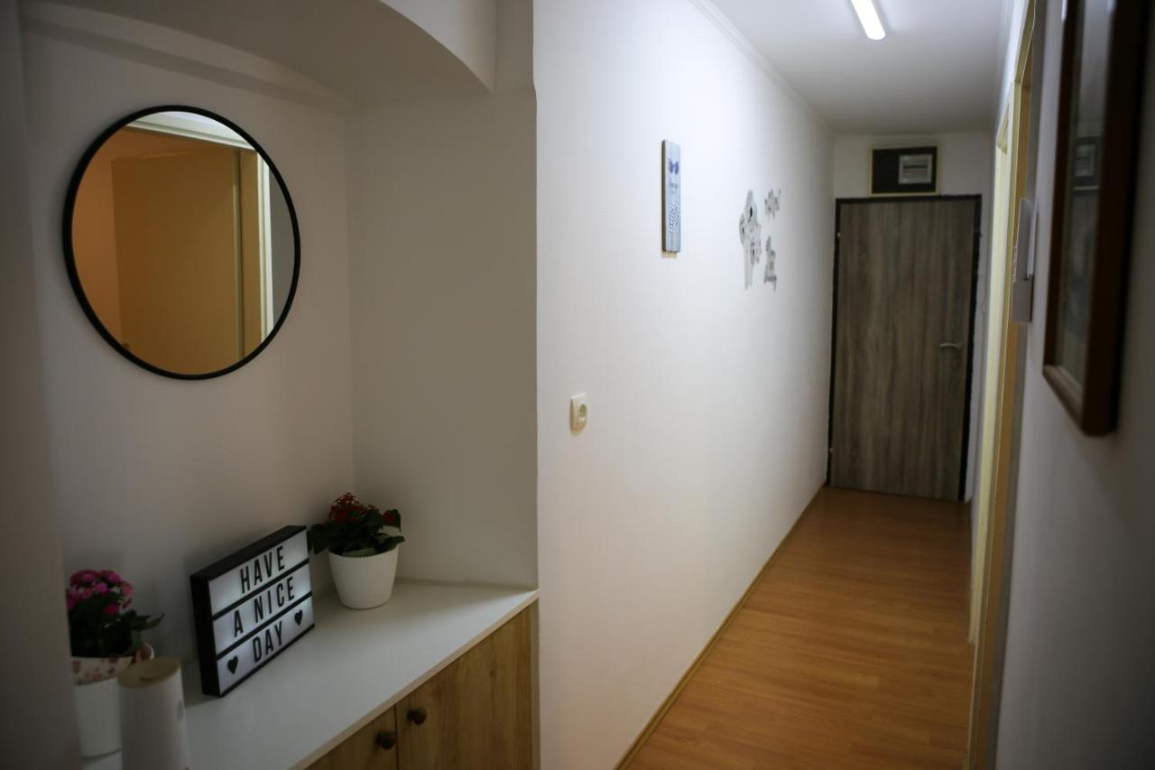 Apartment B&J - In The Center Of スプリト エクステリア 写真